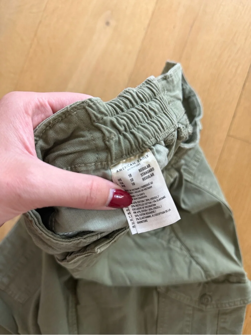 American Eagle stretch olive green cargo pants